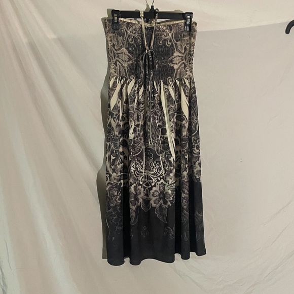 Summer dress - Picture 2 of 5